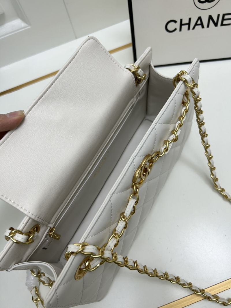 Ch**el wallet purse